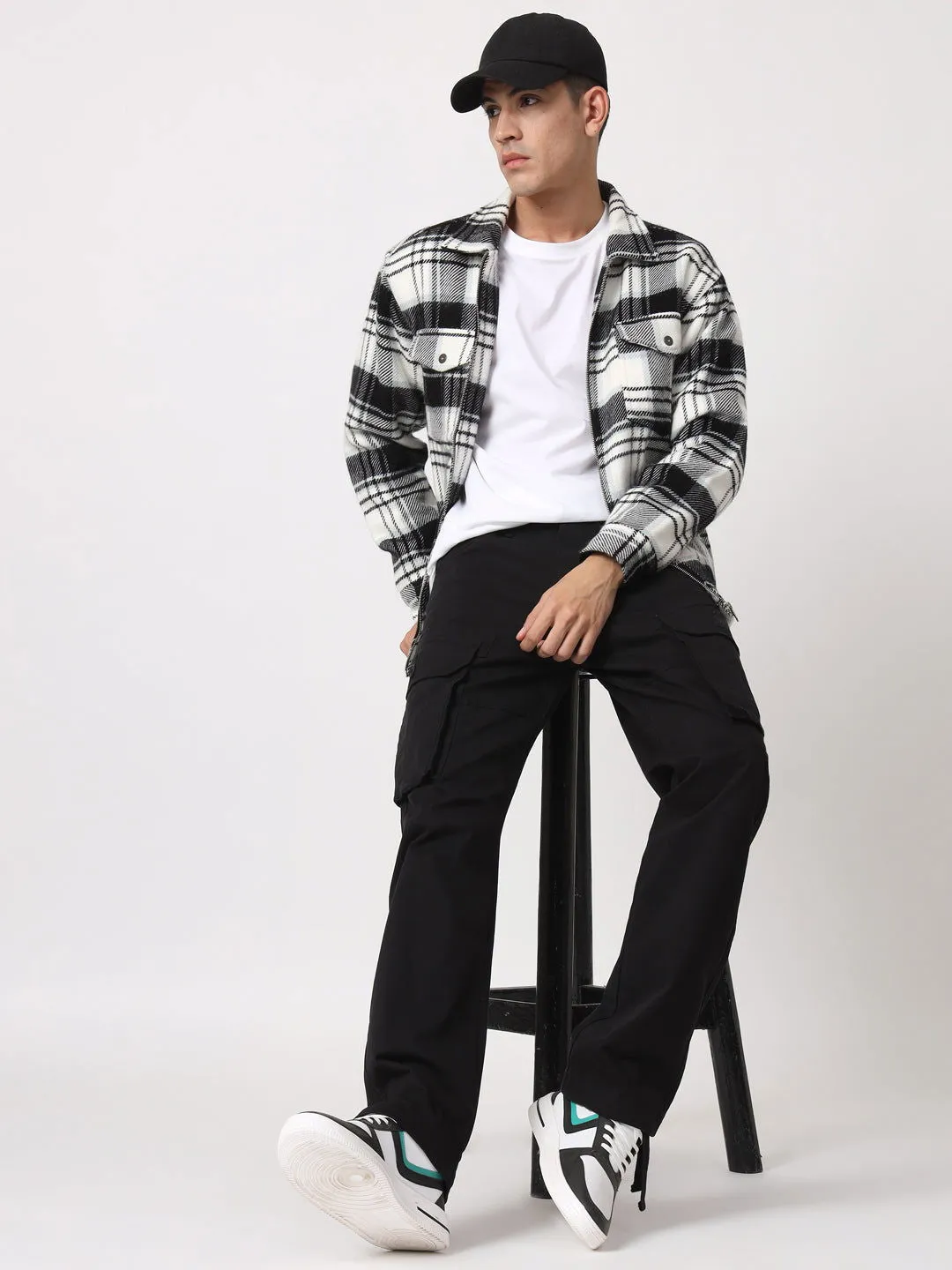 Black Six pockets new cargo