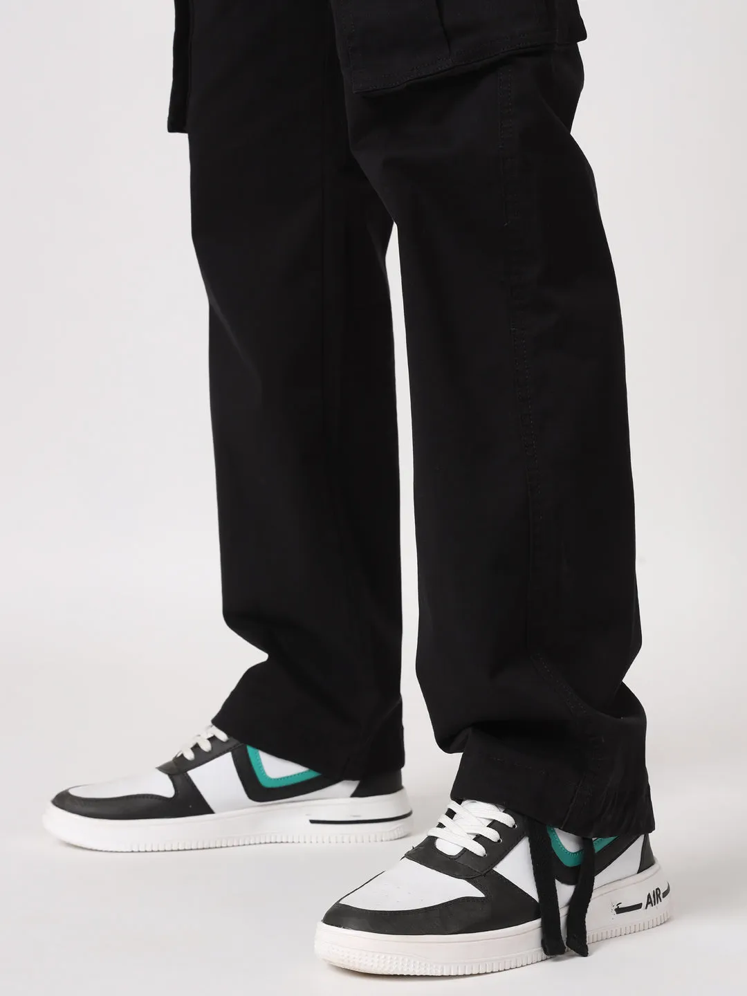 Black Six pockets new cargo