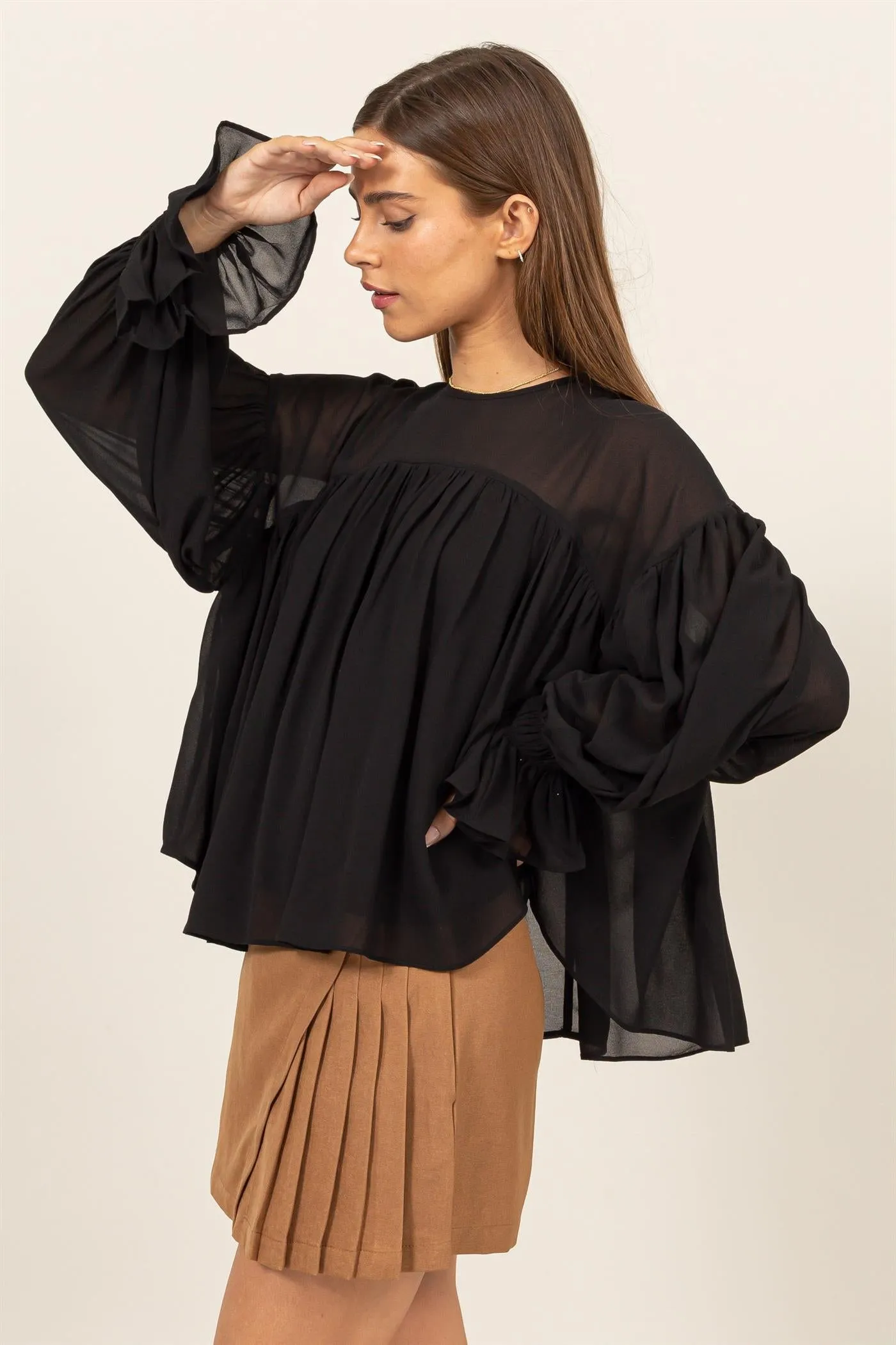 HF24F738-FLOWY BLOUSE WITH GATHERED CUFFS