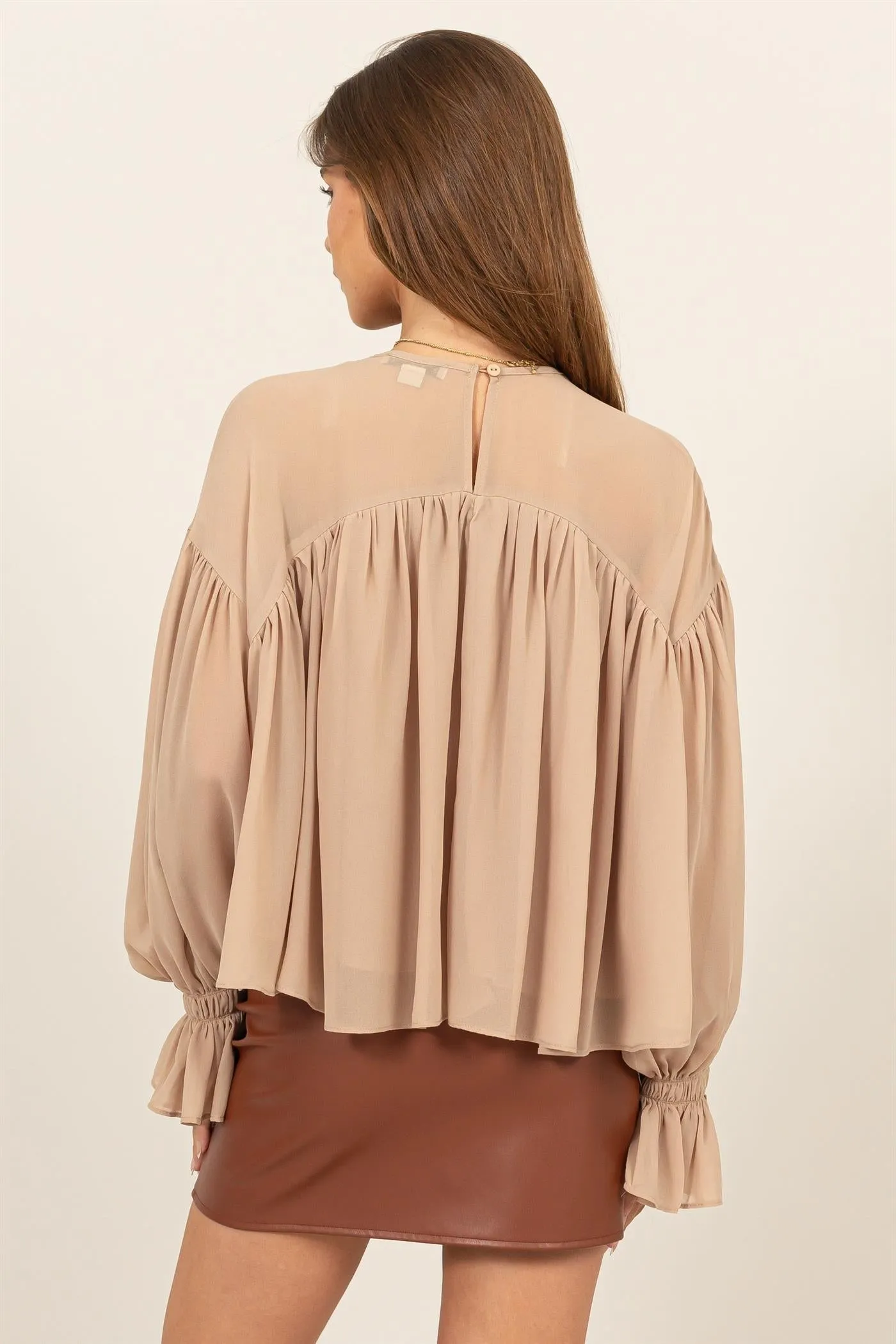 HF24F738-FLOWY BLOUSE WITH GATHERED CUFFS