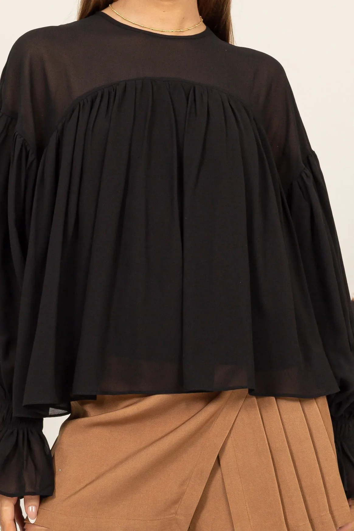 HF24F738-FLOWY BLOUSE WITH GATHERED CUFFS