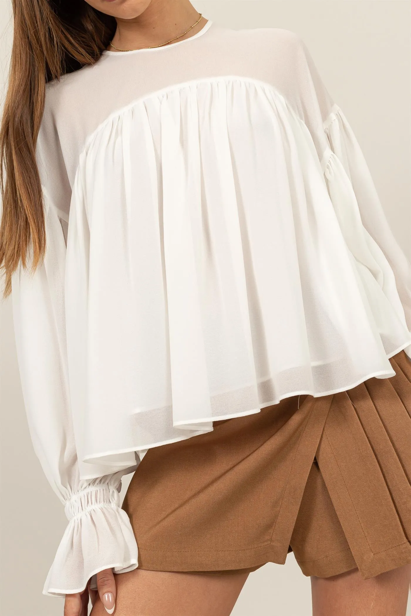 HF24F738-FLOWY BLOUSE WITH GATHERED CUFFS