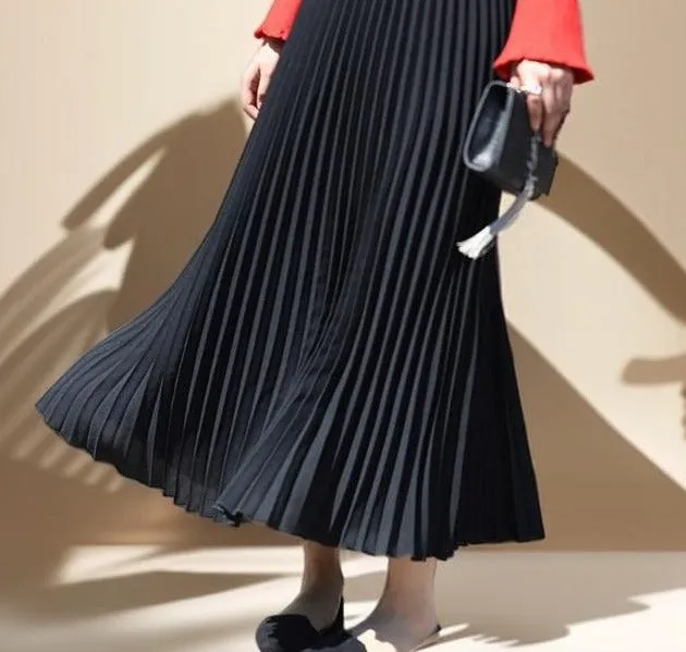 Lotte Women's Flowy A-Line Midi Skirt