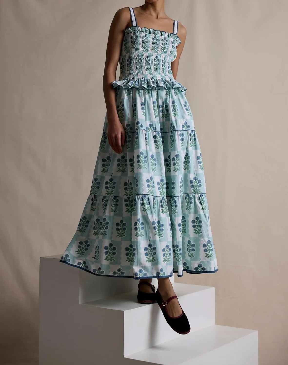 Women Floral Tie Shoulder Maxi Dress Sleeveless Square Neck Smocked Long Dress Boho Flowy Beach Sundress